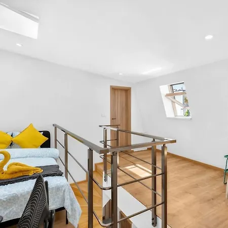 Old Town Duplex